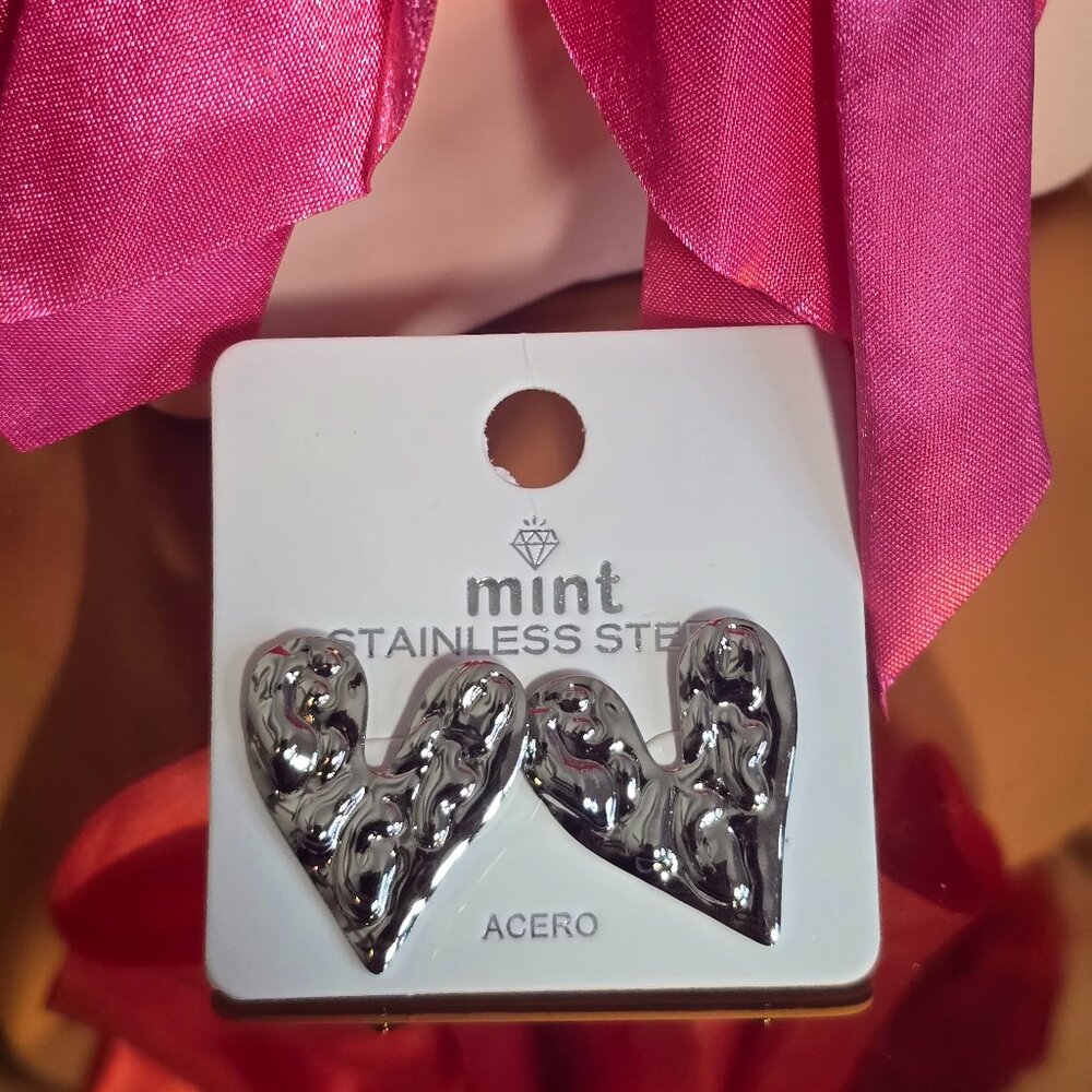 Mint Stainless Steel Silver Heart Earrings New